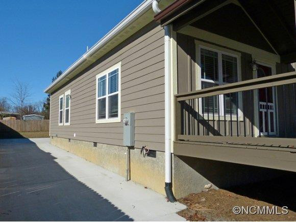 213 East College Street - Photo 19