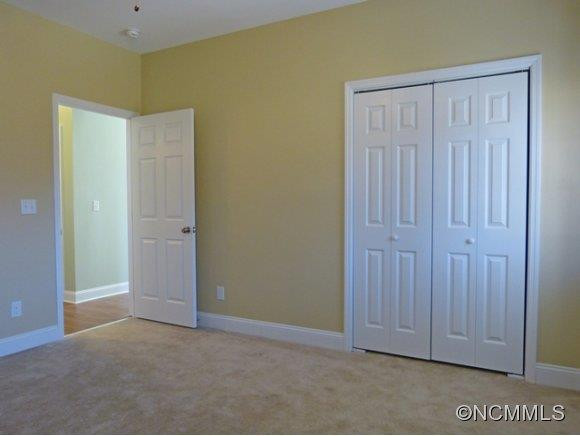 213 East College Street - Photo 8