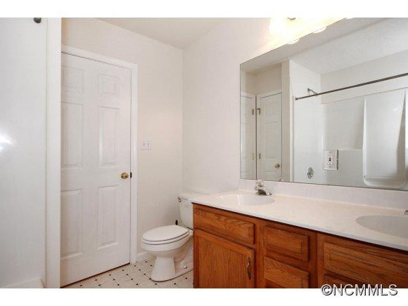 518 Poplar Trail - Photo 11