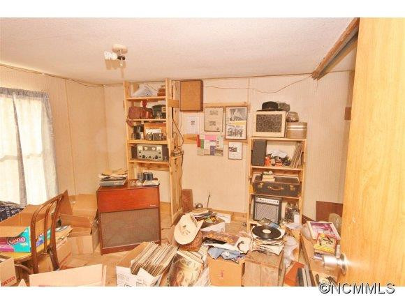 38 Garnet Dr. - Photo 6