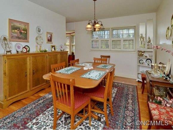 7 Mayfair Drive - Photo 4