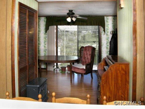 109 LE-AN HURST RD - Photo 4