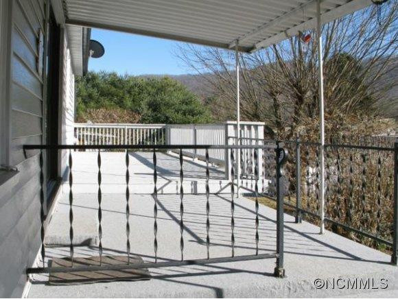 109 LE-AN HURST RD - Photo 8
