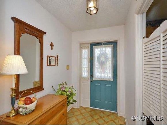 6 FERENVILLA DRIVE - Photo 2