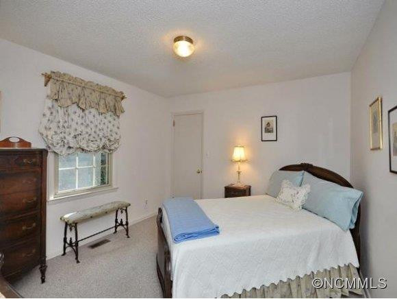 6 FERENVILLA DRIVE - Photo 13