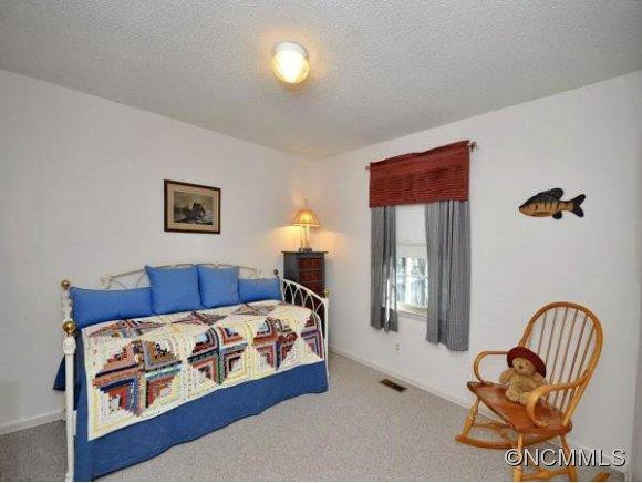 6 FERENVILLA DRIVE - Photo 15