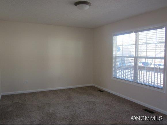 54 W Newberry - Photo 5