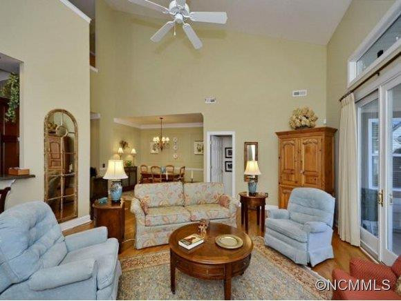 104 Towne Place Drive - Photo 4
