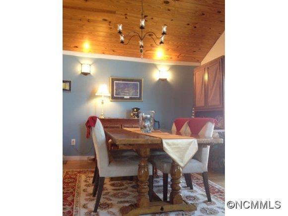 11611 Montford Cove Road - Photo 3