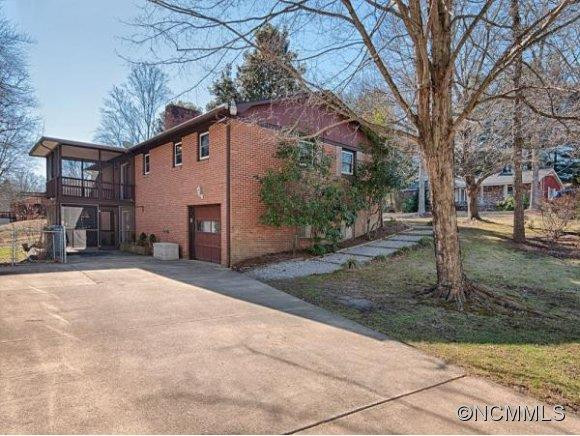 16 OAKBROOK RD - Photo 24