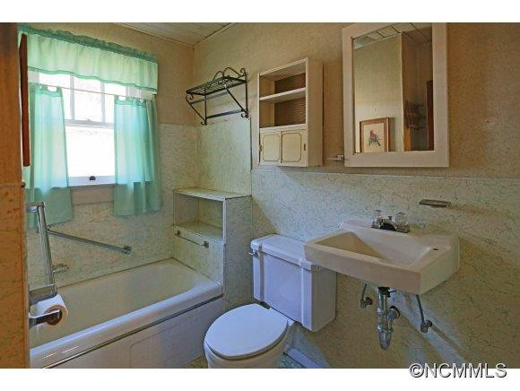 1022 Love Joy Road - Photo 9
