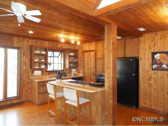 494 University Heights - Photo 12