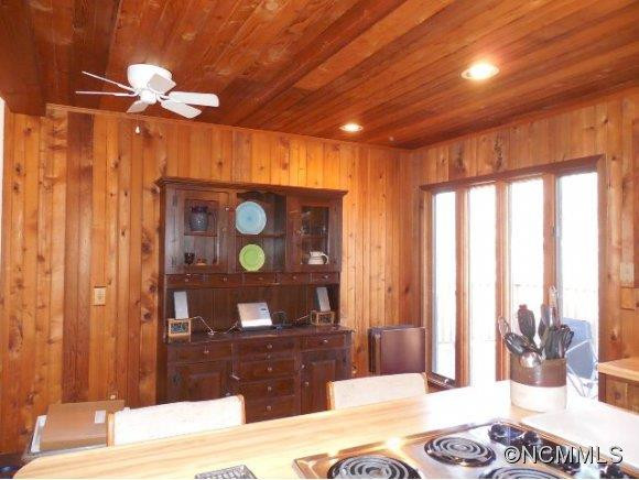 494 University Heights - Photo 13