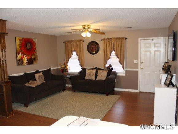 127 Tifton Drive - Photo 3