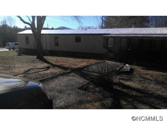 2 skyland circle
