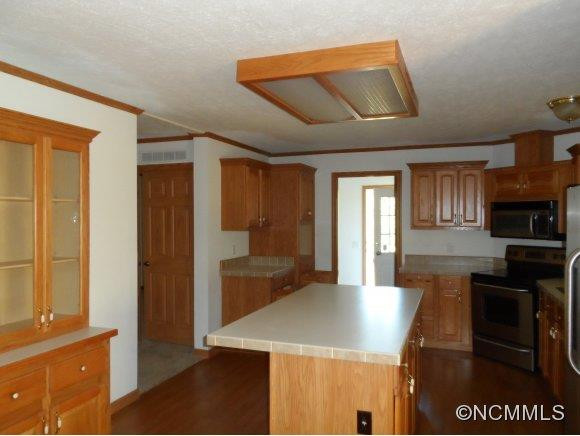 7 Blue Spruce Drive - Photo 4