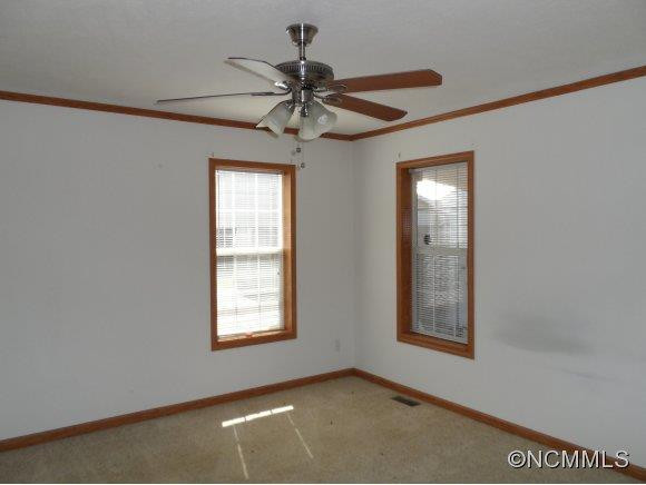 7 Blue Spruce Drive - Photo 8