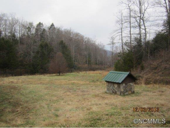 538 Pinecove Rd - Photo 3