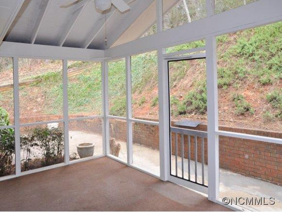 19 Rolling View Drive - Photo 4