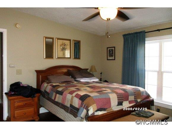 899 Aiken Rd - Photo 11