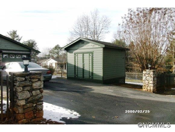 899 Aiken Rd - Photo 19