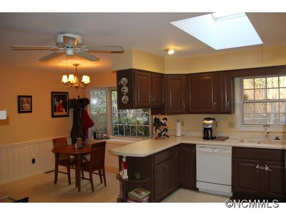 887 Thunder Rd - Photo 13