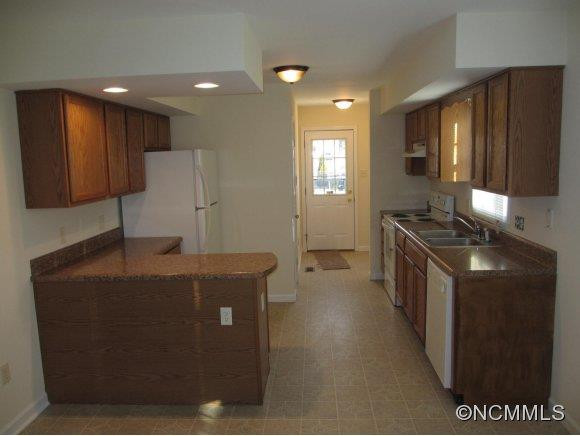 22 Buttonwood Court - Photo 3
