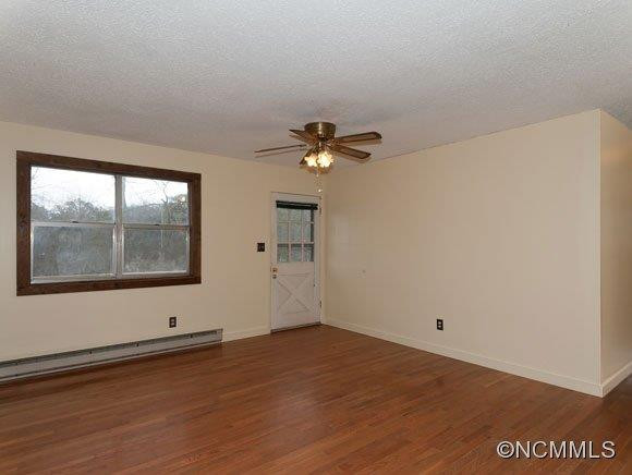 225 Doc Snyder - Photo 2