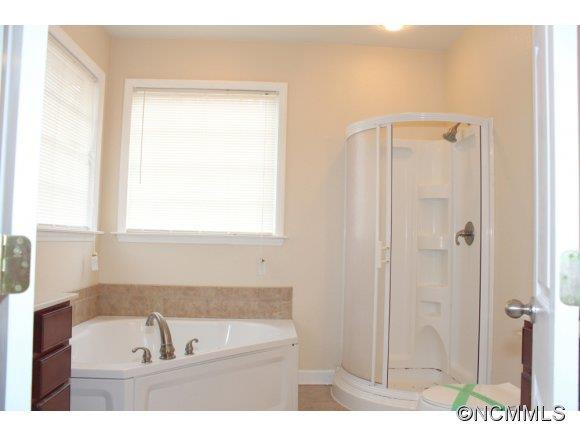 182 Hutchins Drive - Photo 9