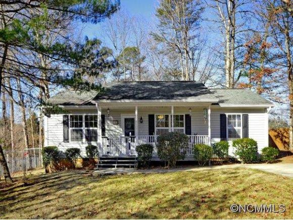 561 OAK HILL COURT