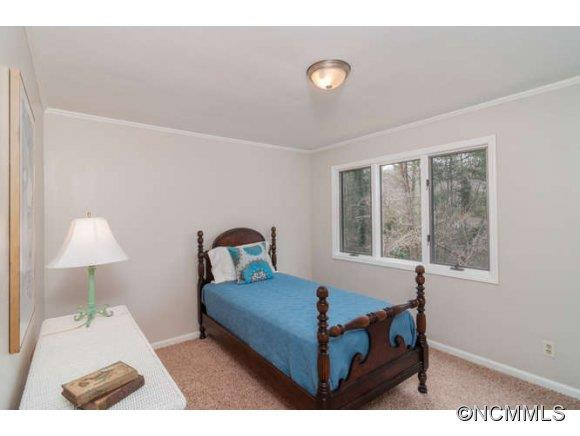 335 Vanderbilt Road - Photo 18