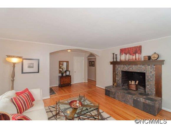 335 Vanderbilt Road - Photo 3
