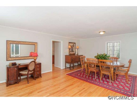 335 Vanderbilt Road - Photo 5