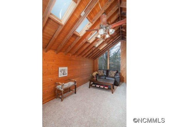 335 Vanderbilt Road - Photo 9