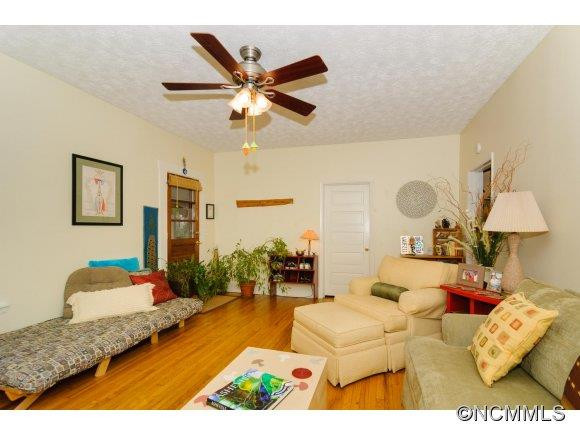 62 Westview Drive - Photo 8