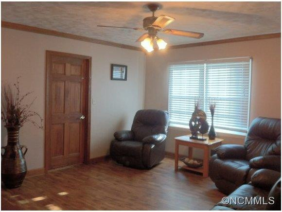 2275 Landrum Road - Photo 3