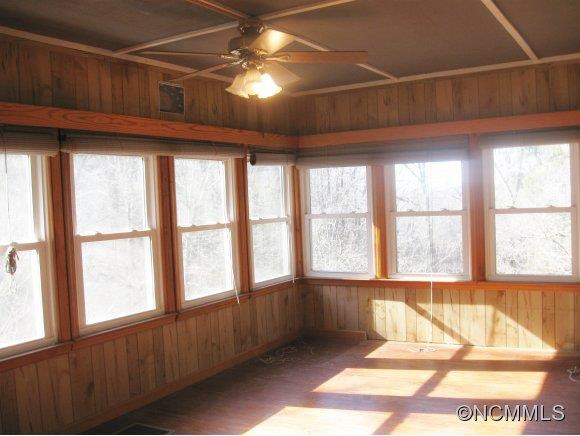 474 Lakey Gap Rd - Photo 6