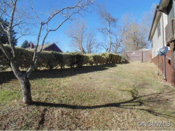213 Edgar Street - Photo 17