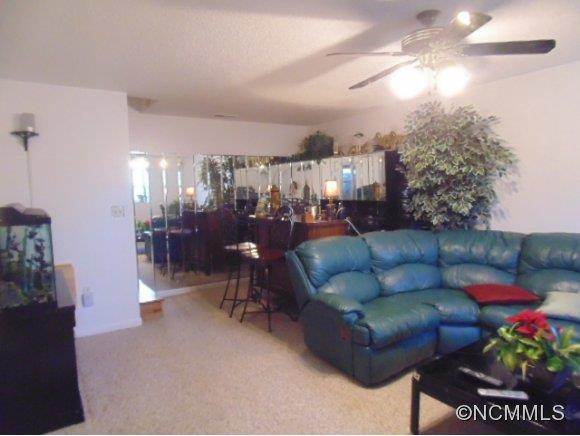 213 Edgar Street - Photo 5