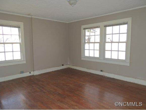 1 ENKA PINE STREET - Photo 11