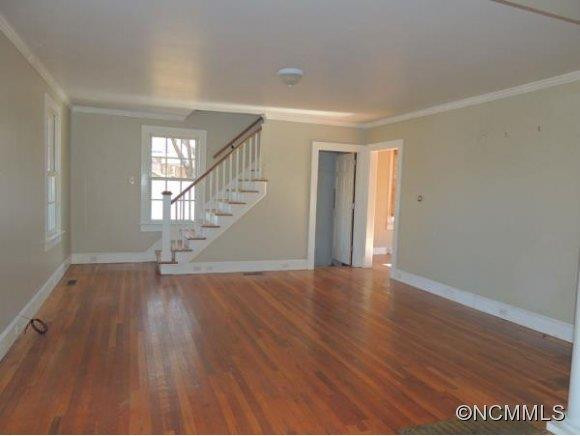 1 ENKA PINE STREET - Photo 5