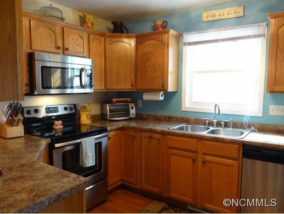 215 Butternut Lane - Photo 6