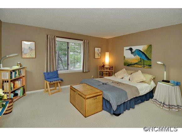 320 Colony Lane - Photo 13
