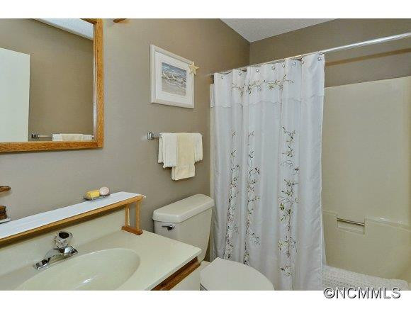320 Colony Lane - Photo 14