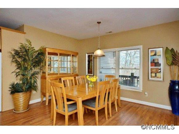 145 Sugar Maple Heights - Photo 6