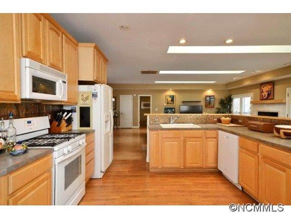 145 Sugar Maple Heights - Photo 7