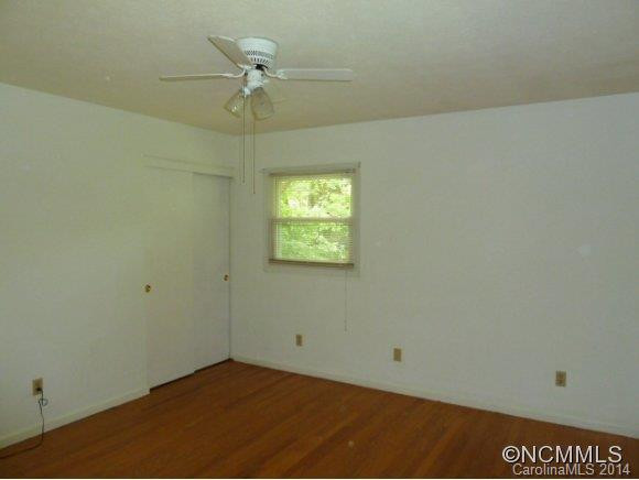 20 Meadowview Road - Photo 13