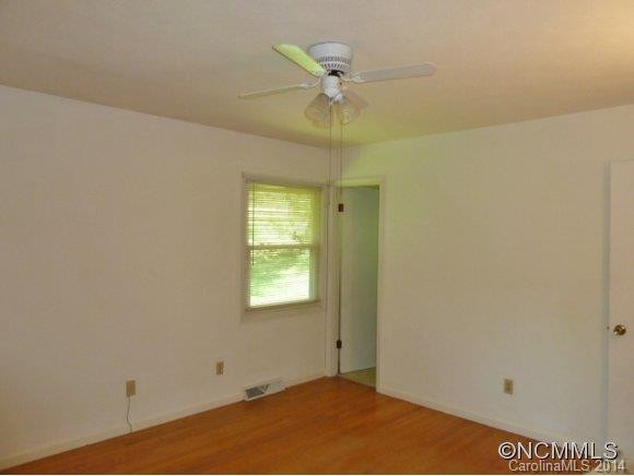 20 Meadowview Road - Photo 14