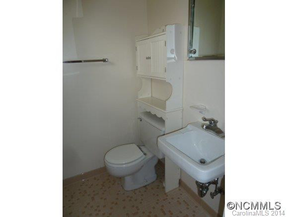 20 Meadowview Road - Photo 15