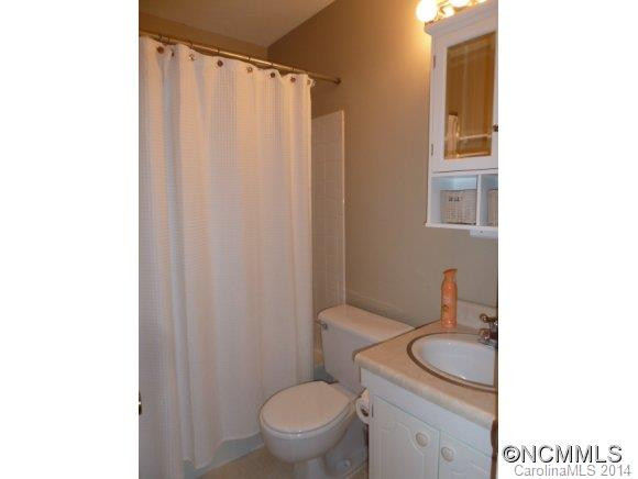 20 Meadowview Road - Photo 16